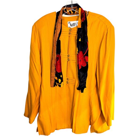 WNY 16 Bright Yellow Women's Blazer Suit Coat Jacket Top Miss Size XL With Scarf - Picture 2 of 5